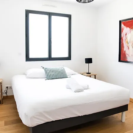 Superbe Avec Piscine Villa *