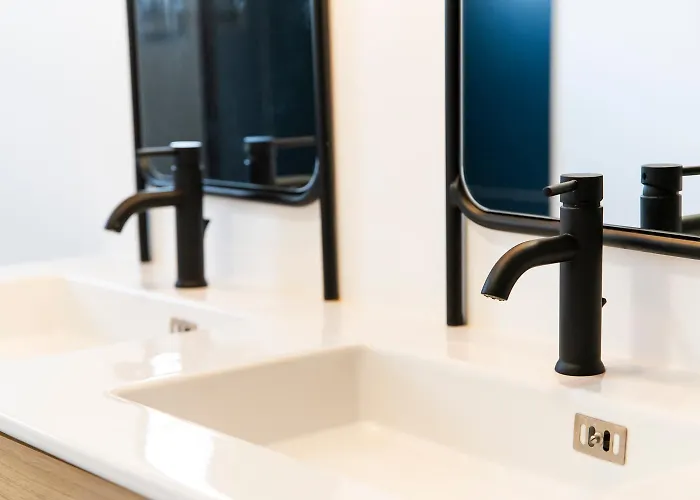 Superbe Avec Piscine Villa *