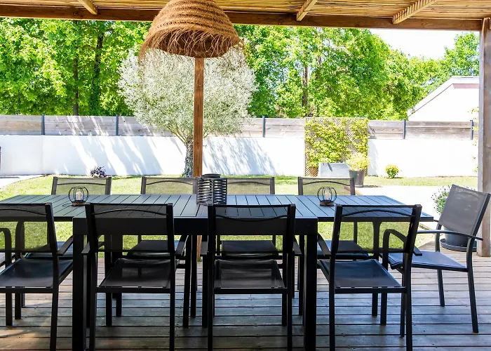 Superbe Avec Piscine Villa *